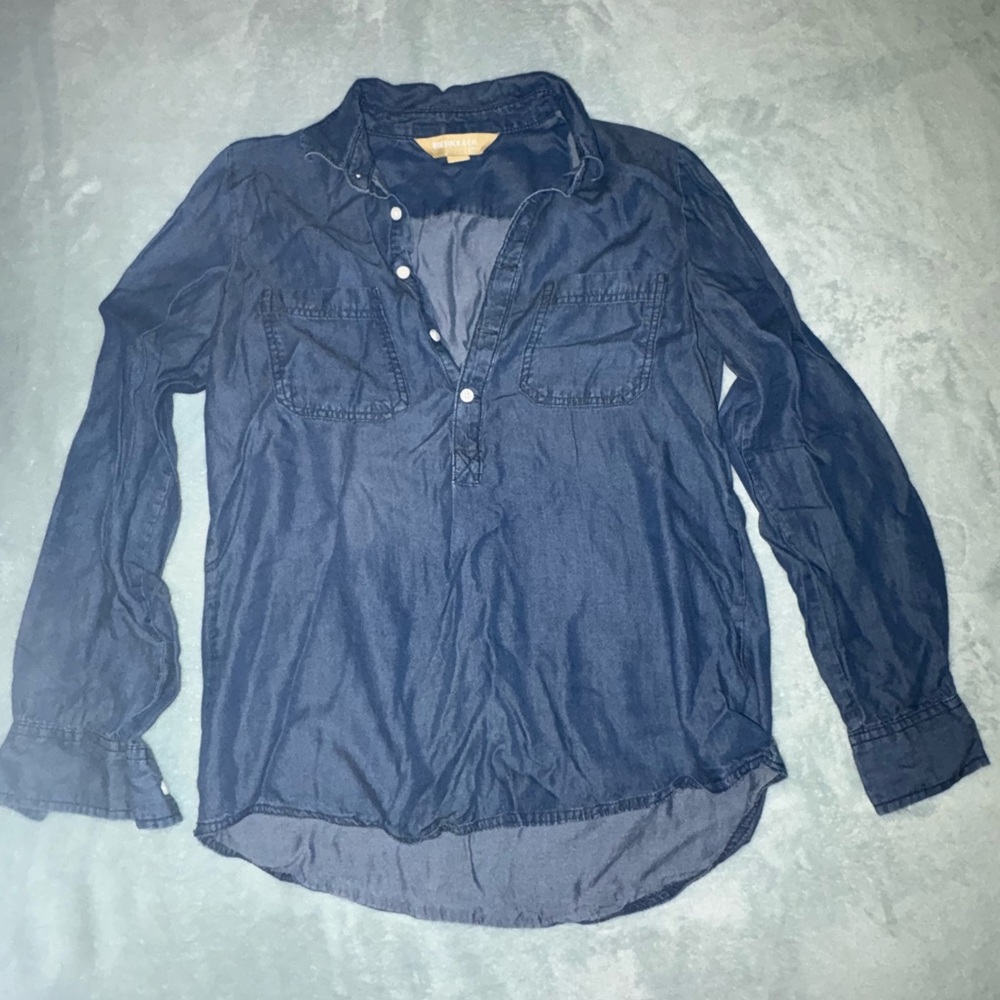 Roebuck and co shirt